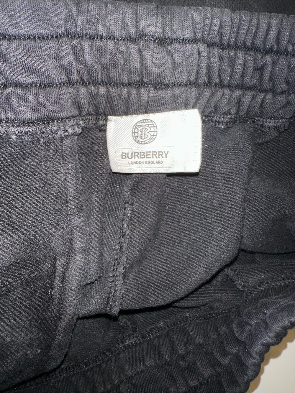 Burberry Men’s Black Jogger Pants with Novacheck sweatpants Size Medium - Picture 8 of 9